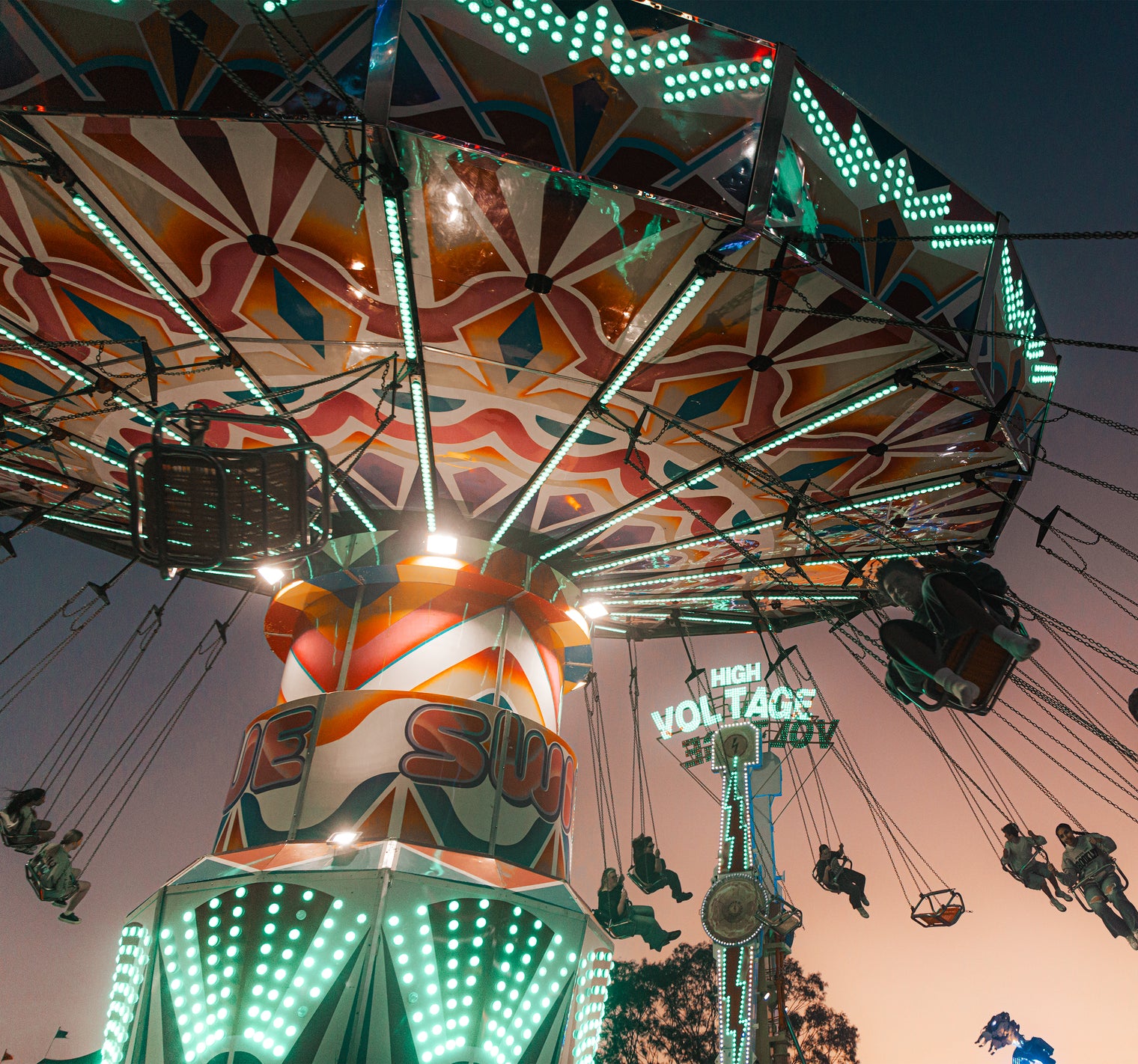 Top 7 Royal Show Photos & Videos To Take For Instagram